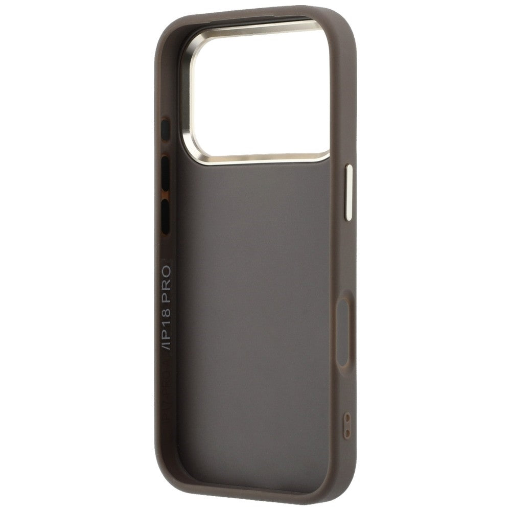 Guess iPhone 17 Pro/iPhone 18 Pro Skal 4G Resin Logo Brun
