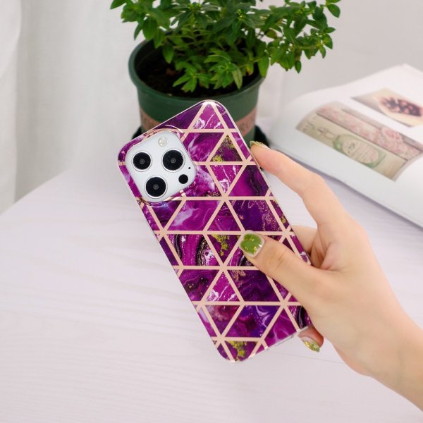 iPhone 15 Pro Skal Marmormönster Lila