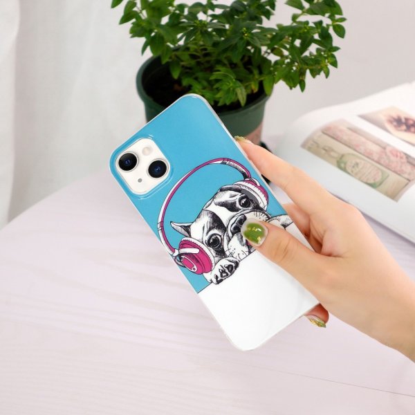 iPhone 15 Skal Motiv Hund med Hörlurar