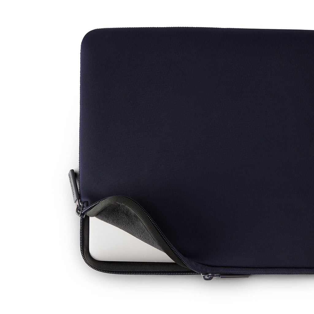 Pipetto MacBook Pro 14/Air 13 Sleeve Classic Fit Sleeve Mörkblå