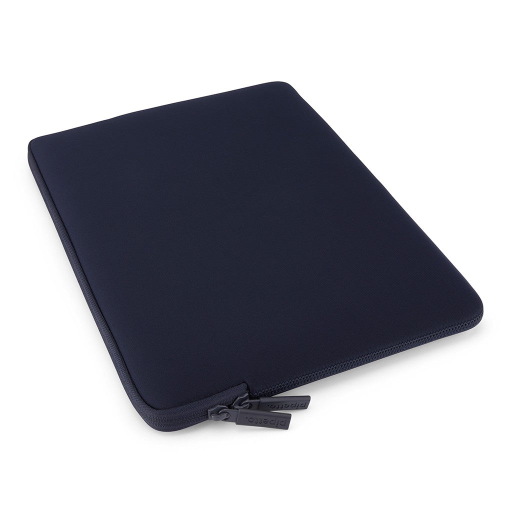 Pipetto MacBook Pro 14/Air 13 Sleeve Classic Fit Sleeve Mörkblå