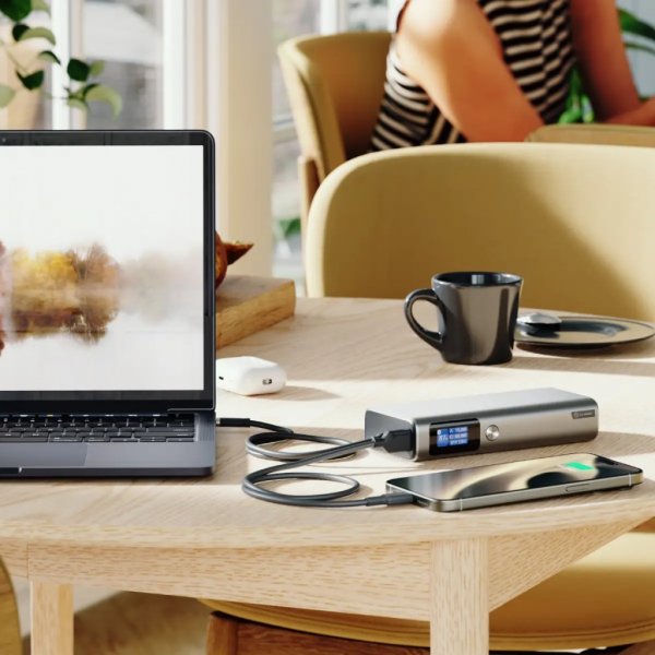 ALOGIC Powerbank Ruck 20 000mAh med 130W laddning