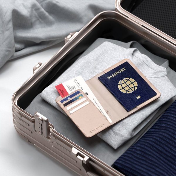 Satechi Vegan-Leather FindAll Passport Cover Desert Rose