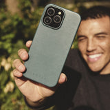 Mujjo iPhone 16 Pro Skal Full Leather Case Livid Green