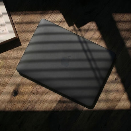 Tech-Protect MacBook Neo 13 Skal SmartShell Svart