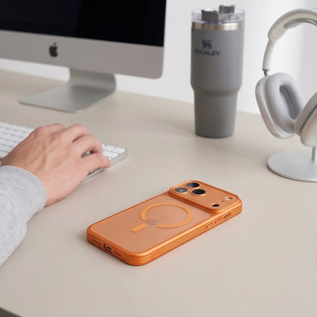 Tech-Protect iPhone 17 Pro Max/iPhone 18 Pro Max Skal MagPrime MagSafe Matt Orange