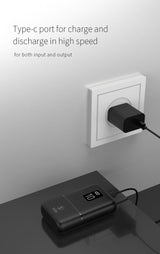 SiGN Mini Powerbank med Display 10 000mAh Svart