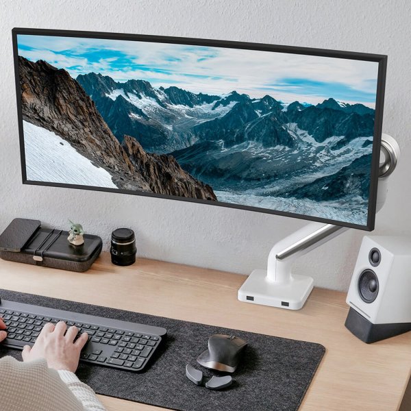 desire2 Monitor Arm Aluminium