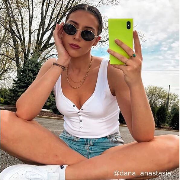 iDecoz iPhone Xr Skal Square Case Neon Gul