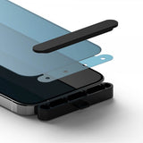 Ringke iPhone 15 Pro Max Skärmskydd Privacy Tempered Glass Installation Jig