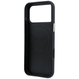 Guess iPhone 17 Pro Max/iPhone 18 Pro Max Skal Kevlar Triangle Logo Burgundy
