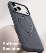 Torras iPhone 18 Pro Max Skal Ostand Q3 Silicone Svart