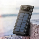 SiGN Powerbank med solceller & inbyggda kablar 20 000 mAh
