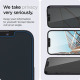Spigen iPhone 13/13 Pro/14/16e/17e Skärmskydd GLAS.tR EZ Fit Privacy 2-pack