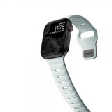 Nomad Apple Watch 38/40/41/42mm Armband Sport Band Icy Blue Glow
