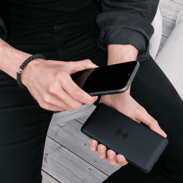 Champion Powerbank med Trådlös Laddning 10 000 mAh 12W Svart