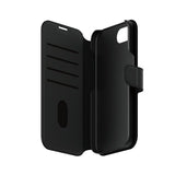 CARE by PanzerGlass iPhone 16e/17e Fodral Tango Two-in-One Wallet MagSafe Svart