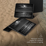 dbramante1928 iPad Air 13 (M2/M3/M4) Fodral Avenida ICON Midnight
