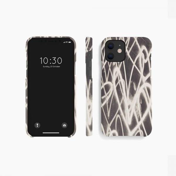 agood company iPhone 11 Skal Växtbaserat Graffiti Heart Black White