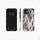 agood company iPhone 11 Skal Växtbaserat Graffiti Heart Black White
