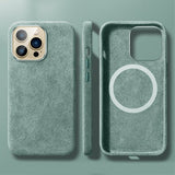 iPhone 12/iPhone 12 Pro Skal Alcantara MagSafe Grön