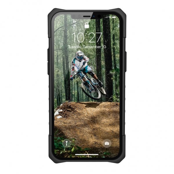 Urban Armor Gear (UAG) iPhone 12 Pro Max Skal Plasma Ice