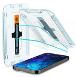 Spigen iPhone 14 Pro Max Skärmskydd GLAS.tR EZ Fit 2-pack
