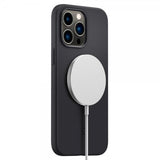 Spigen iPhone 14 Pro Skal Silicone Fit MagFit Svart
