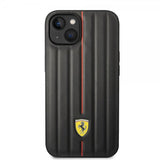 Ferrari iPhone 14 Skal Embossed Stripes Röd