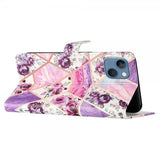 iPhone 15 Plus Fodral Motiv Lila Blommor