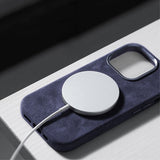 iPhone 15 Pro Max Skal Alcantara MagSafe Grå
