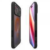 Spigen iPhone 17 Pro Skal Ultra Hybrid MagFit Frost Black Orange