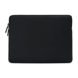 Pipetto Classic Fit Sleeve till MacBook Neo Svart