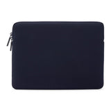 Pipetto Classic Fit Sleeve till MacBook Neo Mörkblå