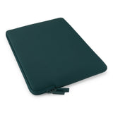 Pipetto Classic Fit Sleeve till MacBook Neo Dark Teal