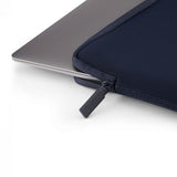 Pipetto MacBook Pro 14/Air 13 Sleeve Classic Fit Sleeve Mörkblå
