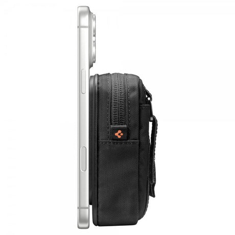 Spigen MagSafe Väska Portable Organizer Pouch Tintap Zip MagFit Svart