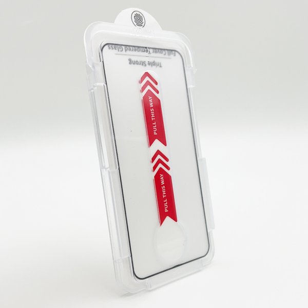 Nordic Covers iPhone 13/13 Pro/14/16e/17e Skärmskydd Glasberga EasyApply