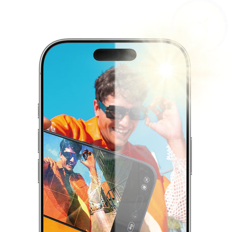 PanzerGlass iPhone 16 Pro/iPhone 17 Skärmskydd Ultra-Wide Fit Anti-reflective EasyAligner
