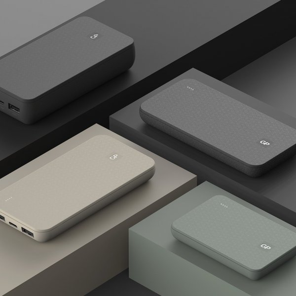 GP Powerbank Plus 20 000 mAh Svart