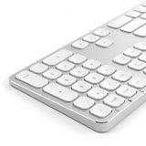 Satechi Tangentbord med trådbunden USB anslutning Nordisk Layout Silver
