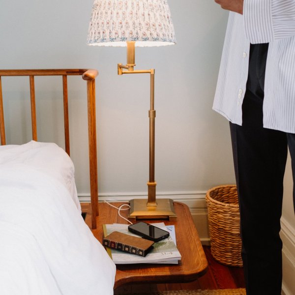 iPhone 14 Plus Fodral BookBook MagSafe Brun