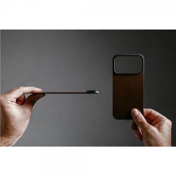 iPhone 17 Pro Max Skin Mag Leather Back Rustic Brown
