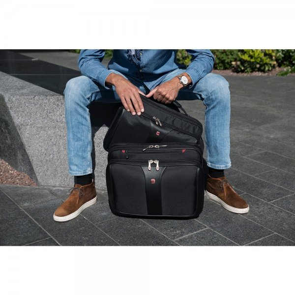 Patriot 2-part Business Trolley 15.6" Svart