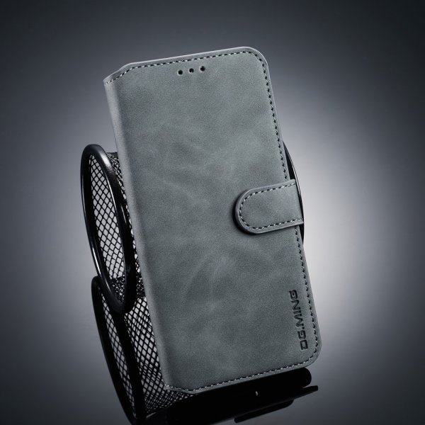 Samsung Galaxy J4 Plus Plånboksfodral Retro PU-läder Grå