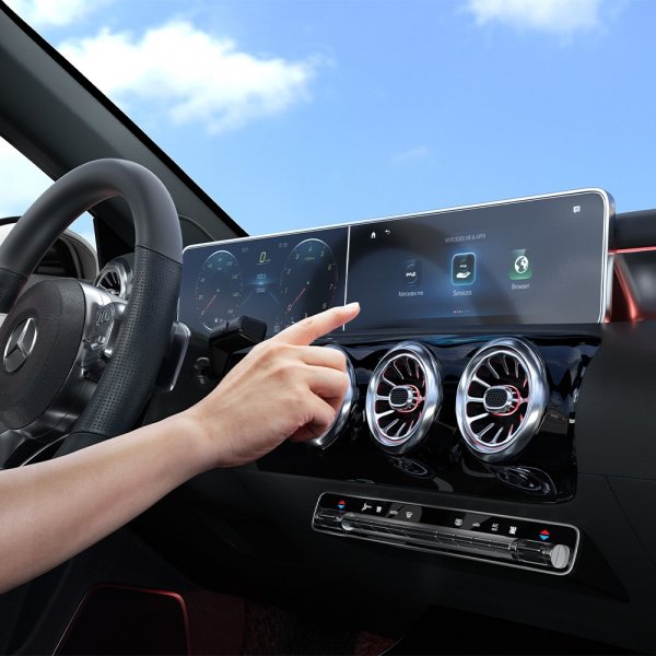 Skärmskydd GLAS.tR EZ FIT Anti-Glare Mercedes A-Class/GLB/CLA