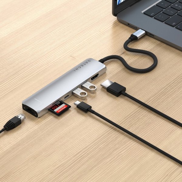 7-i-1 USB-C Slim Multiport Adapter med Ethernet Silver