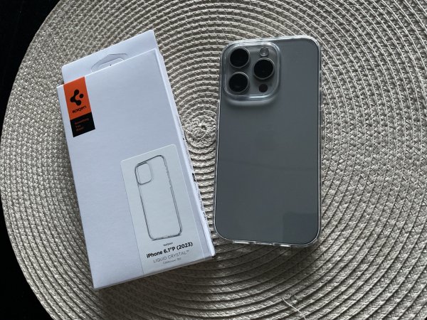 iPhone 15 Pro Skal Liquid Crystal Crystal Clear